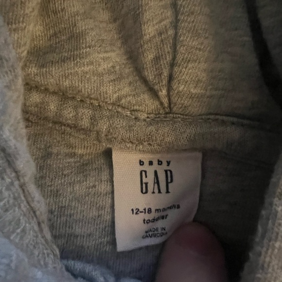 Gap hoodie - Picture 2 of 2